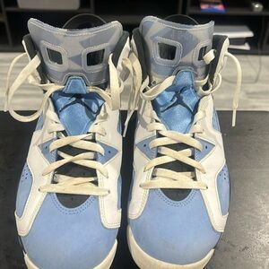 UNC Jordan 6’s!